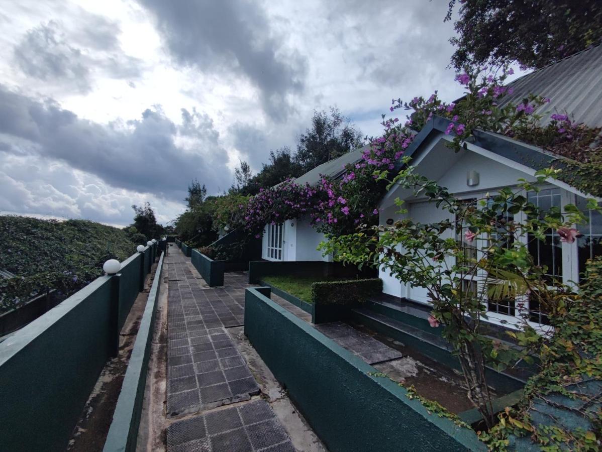 Munnar Tea Hills Resort - Mthr Экстерьер фото