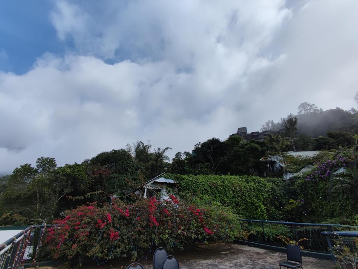 Munnar Tea Hills Resort - Mthr Экстерьер фото