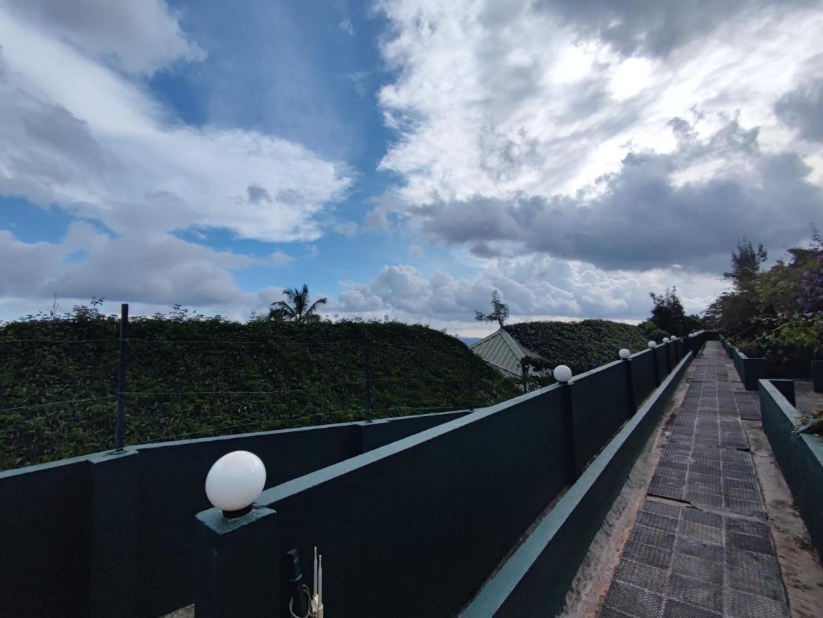 Munnar Tea Hills Resort - Mthr Экстерьер фото