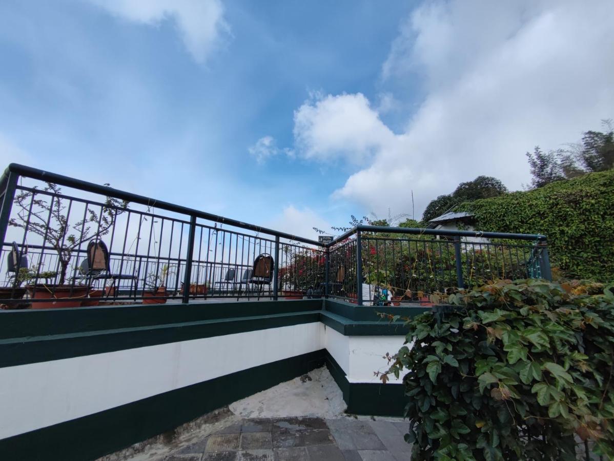 Munnar Tea Hills Resort - Mthr Экстерьер фото