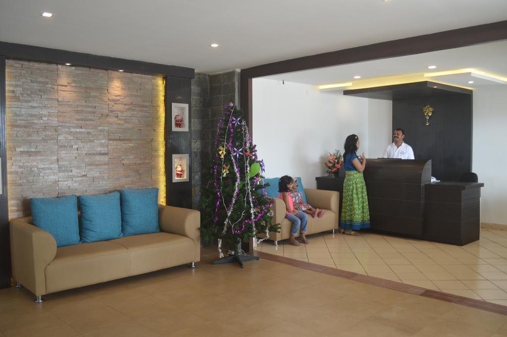 Munnar Tea Hills Resort - Mthr Экстерьер фото