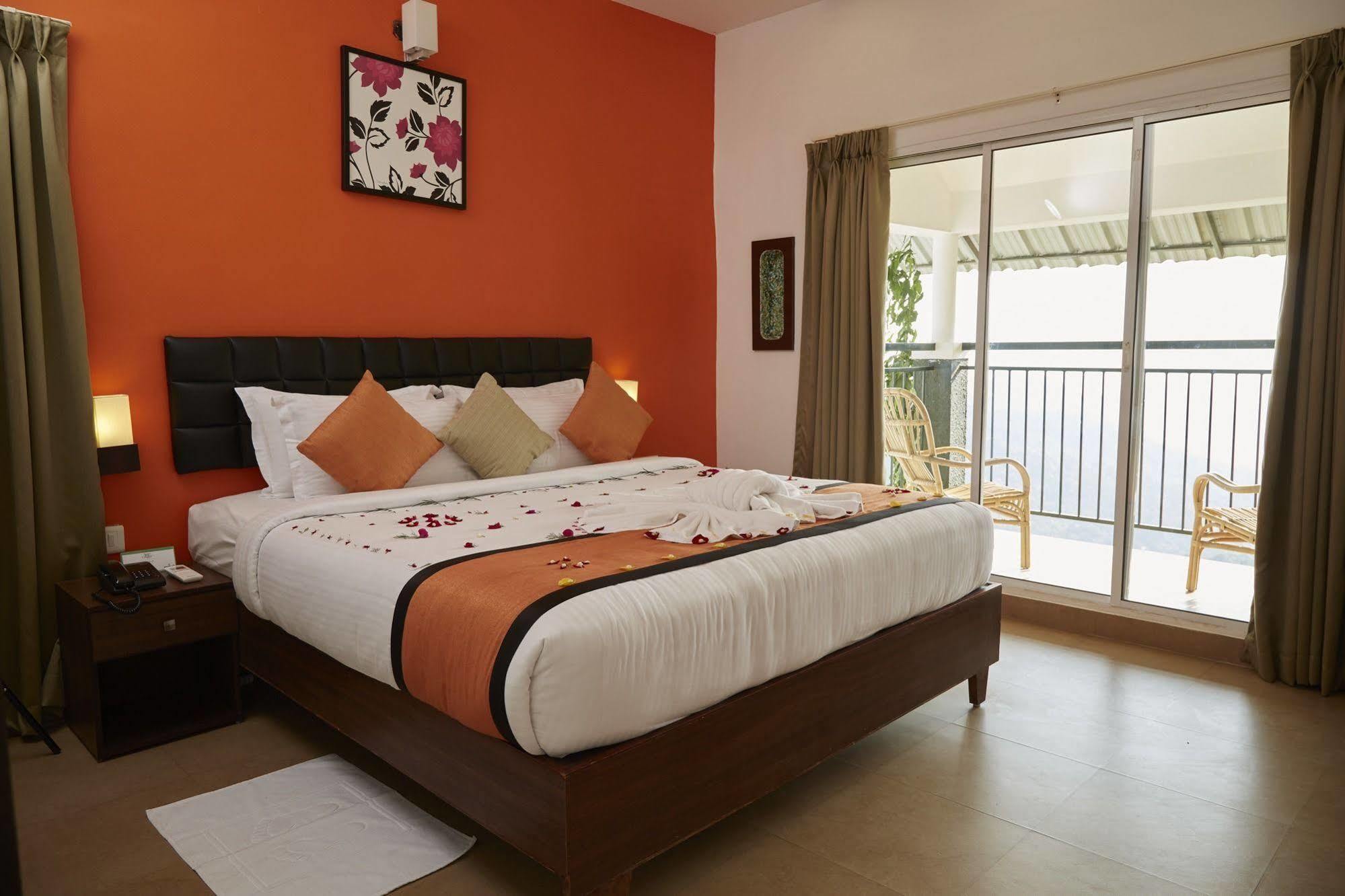 Munnar Tea Hills Resort - Mthr Экстерьер фото